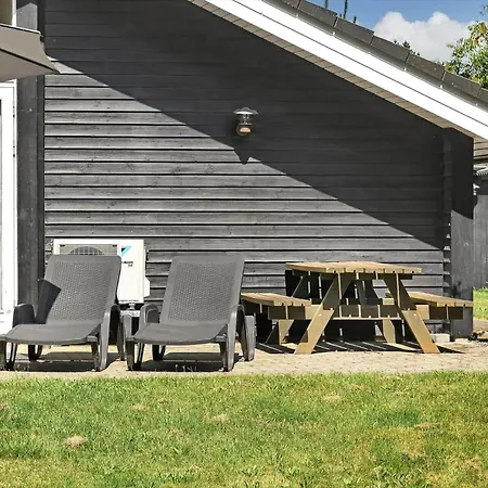 Bv296-blavand-ved-volden-8