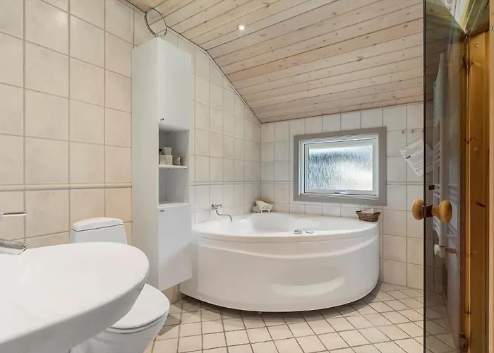 Bv296-blavand-ved-volden-8