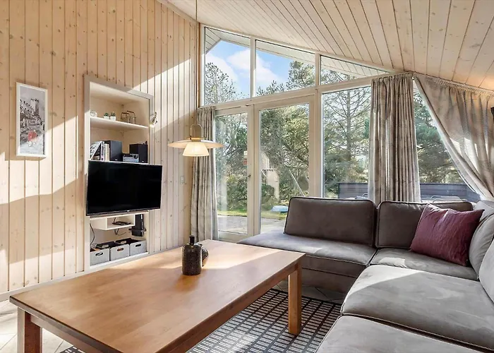 Bv296-blavand-ved-volden-8 * Blavand